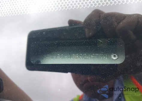 2011 Ford Fusion Se z USA, uszkodzony, nr VIN 3FAHP0HA0BR249774